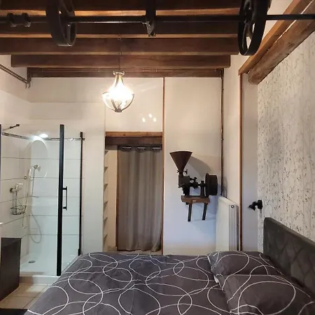 Holiday home Le Clos Des Chenes Rouges Corrobert