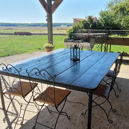 Le Clos Des Chenes Rouges Holiday home Corrobert