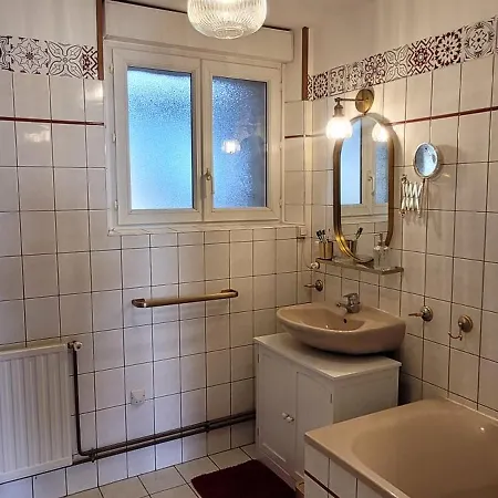 Le Clos Des Chenes Rouges